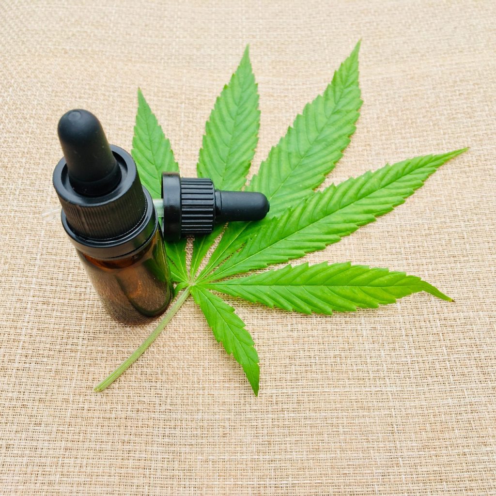 Logo Cannabistropfen